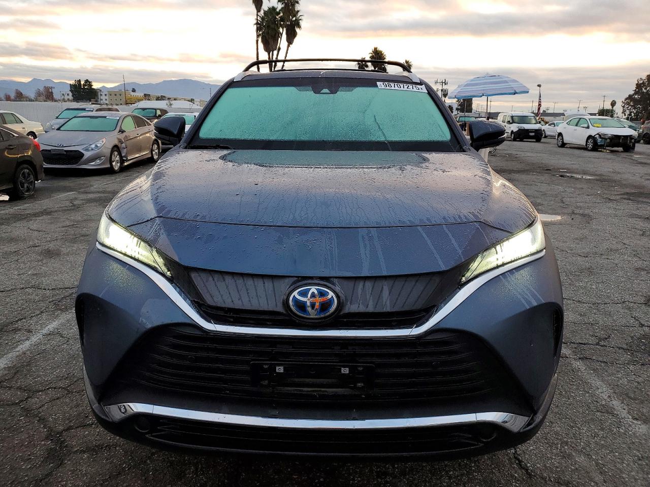 2022 TOYOTA VENZA XLE photo 5