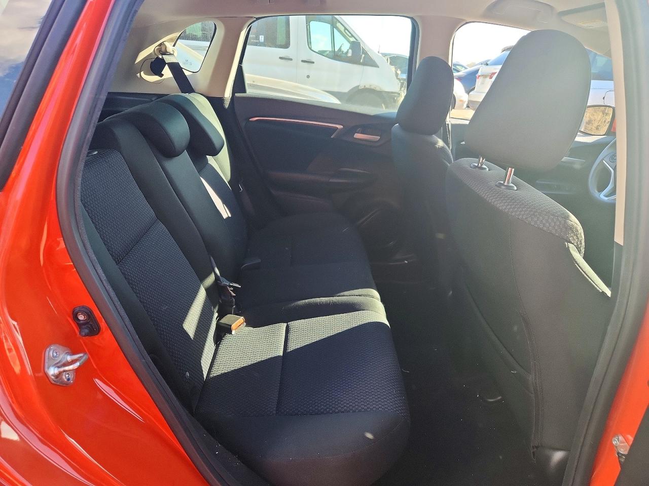 2018 HONDA FIT LX photo 28