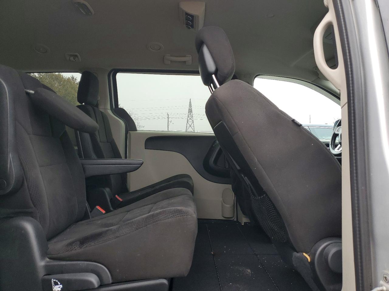 2012 DODGE GRAND CARAVAN SE photo 11