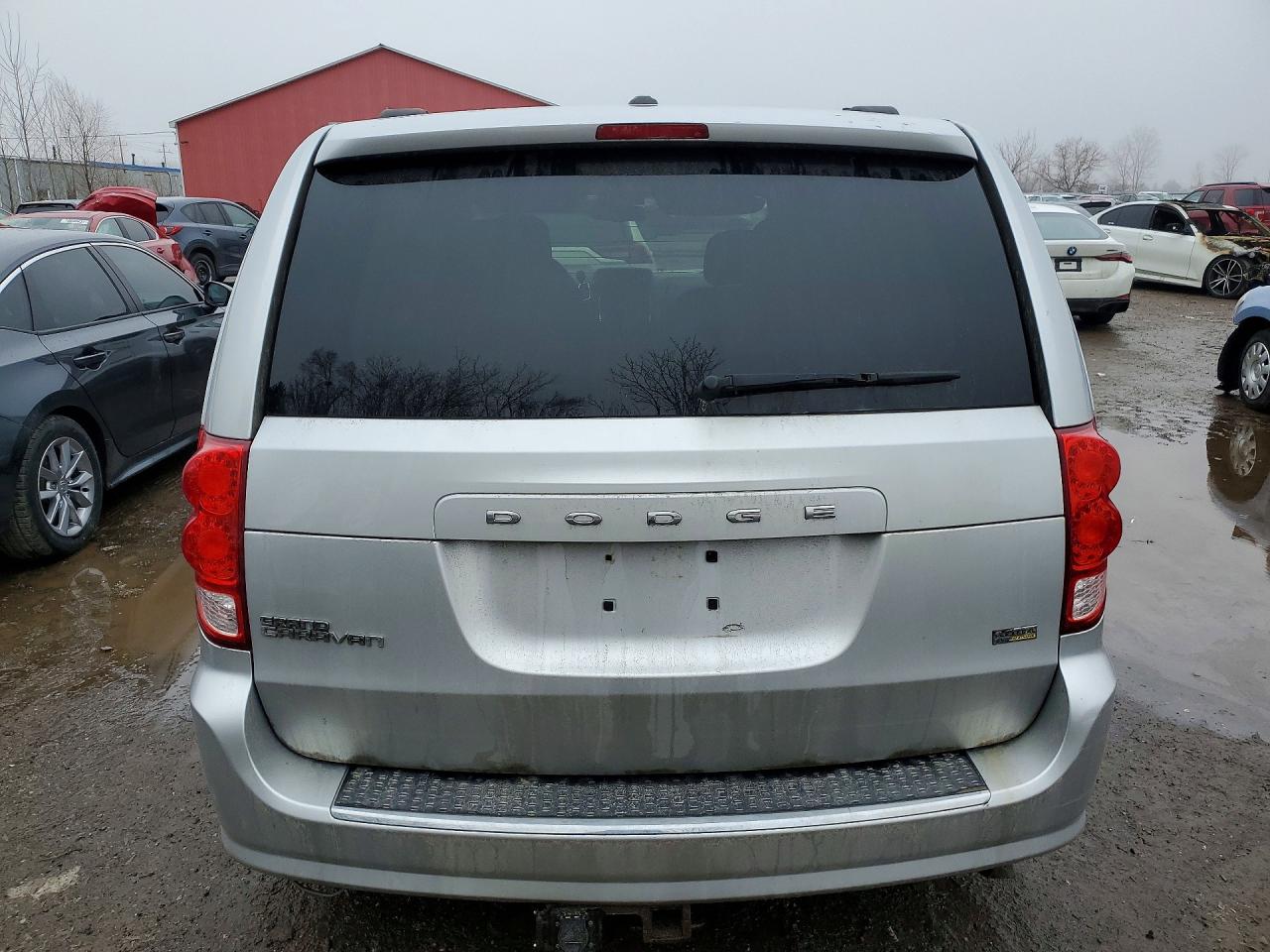 2012 DODGE GRAND CARAVAN SE photo 6
