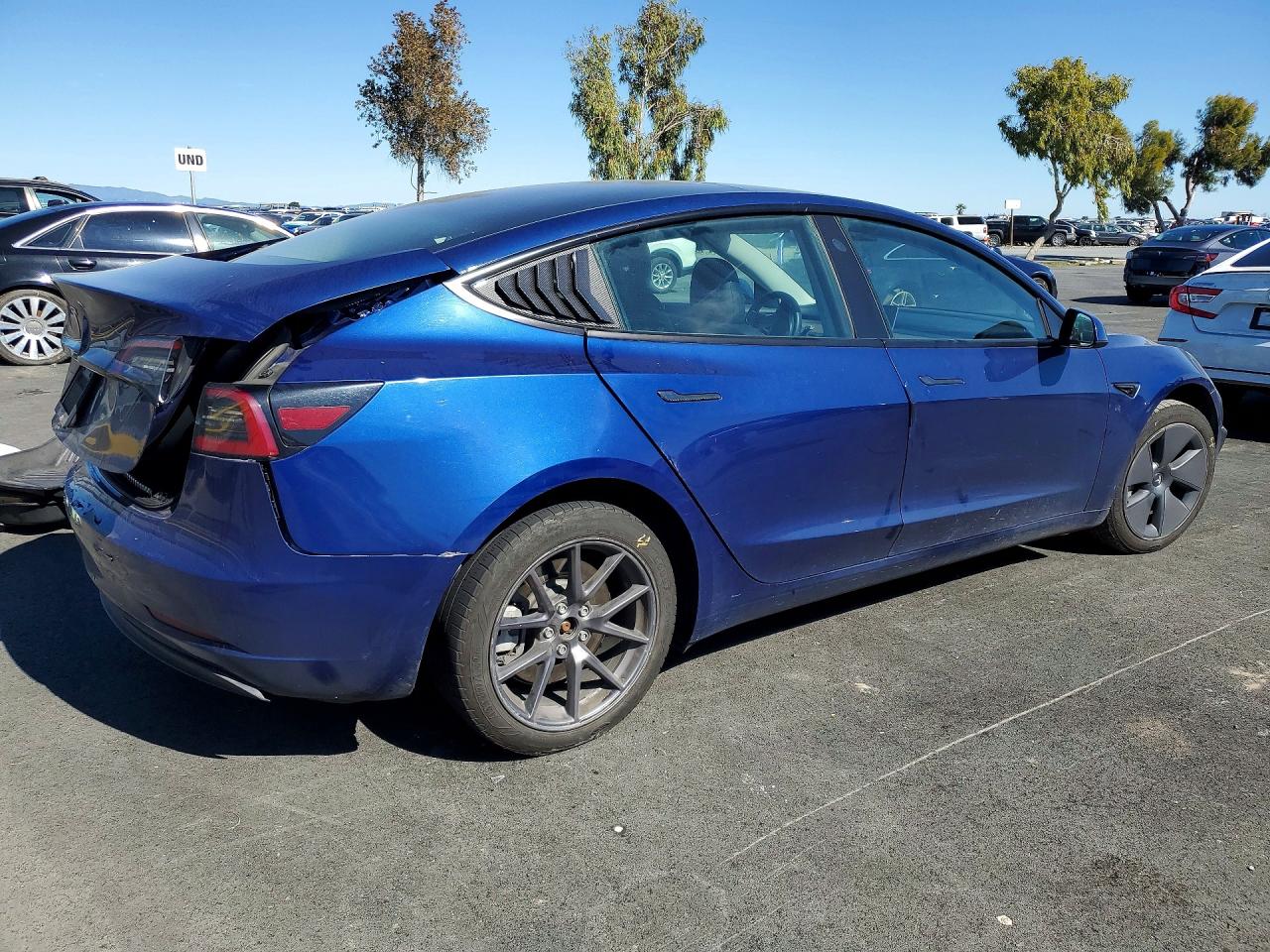 2023 TESLA MODEL 3 photo 5
