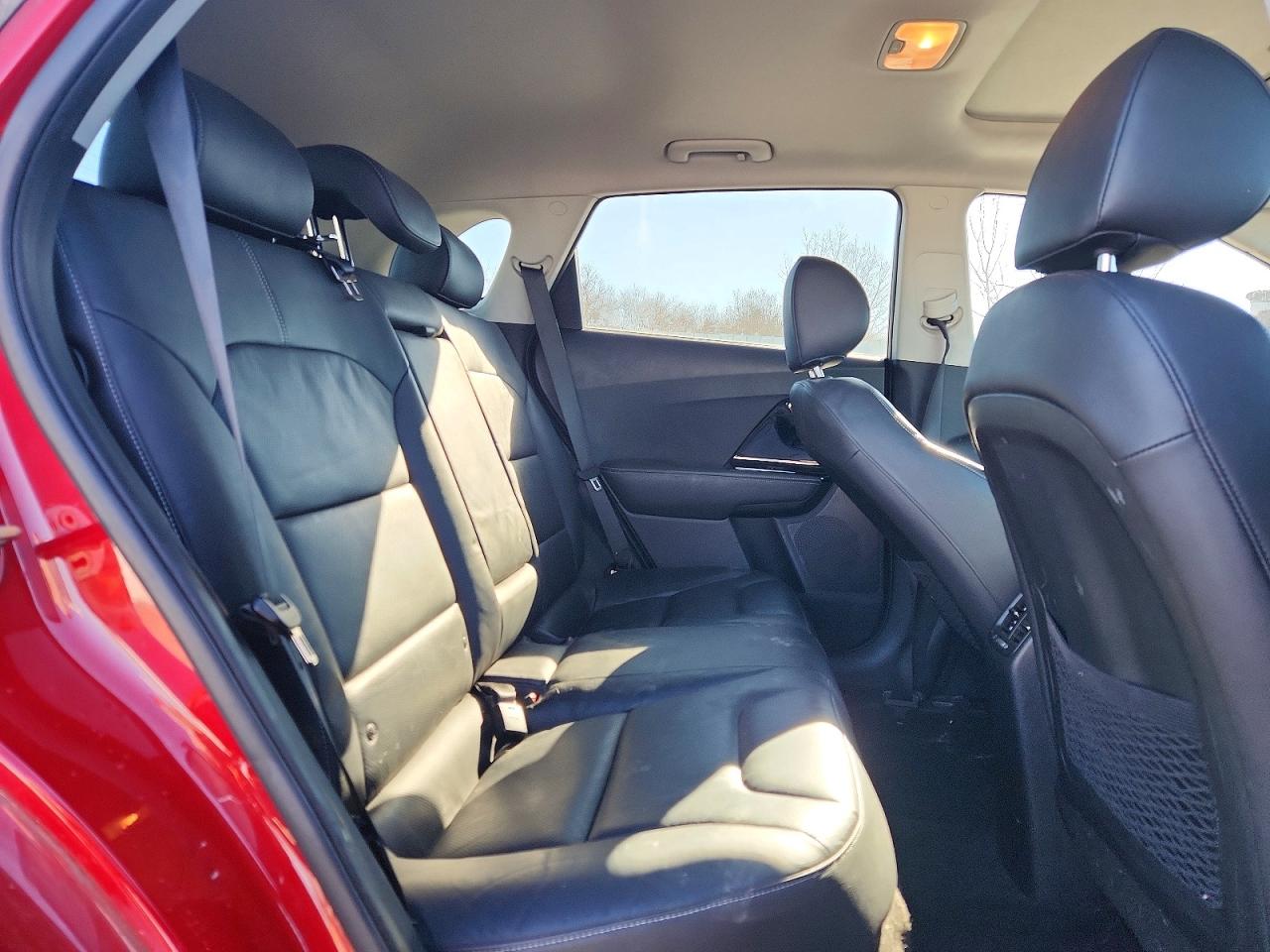 2017 KIA NIRO TOURING photo 21