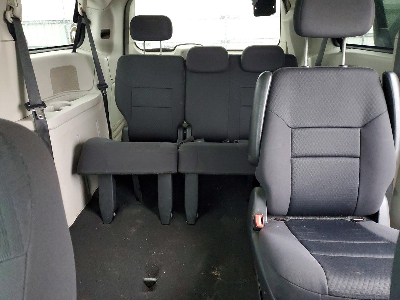 2010 DODGE GRAND CARAVAN CREW photo 10