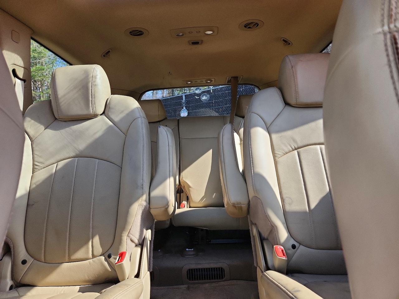2008 BUICK ENCLAVE CXL photo 10