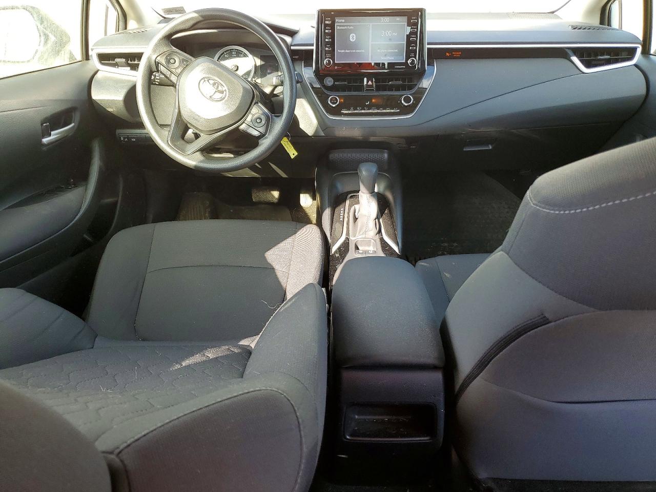 2021 TOYOTA COROLLA LE photo 8