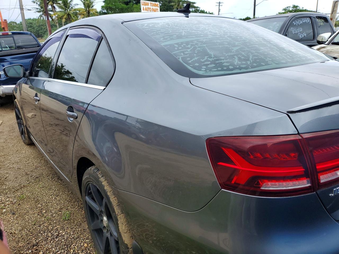 2013 VOLKSWAGEN JETTA TDI photo 4