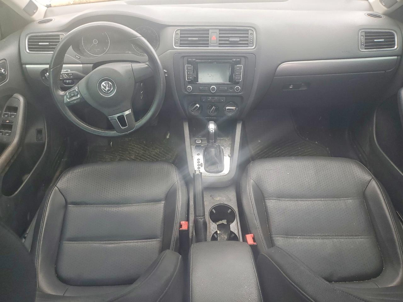 2013 VOLKSWAGEN JETTA TDI photo 22