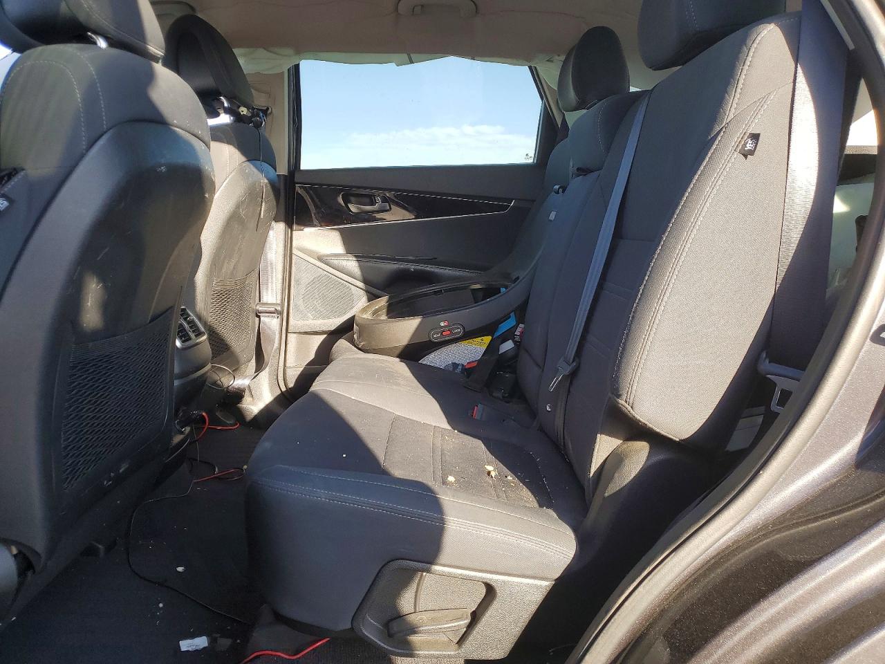 2016 KIA SORENTO LX photo 21