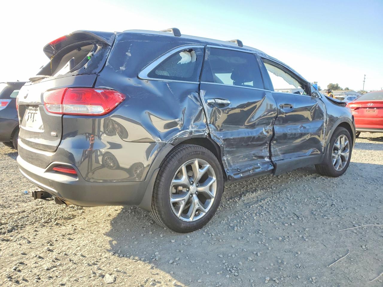 2016 KIA SORENTO LX photo 5