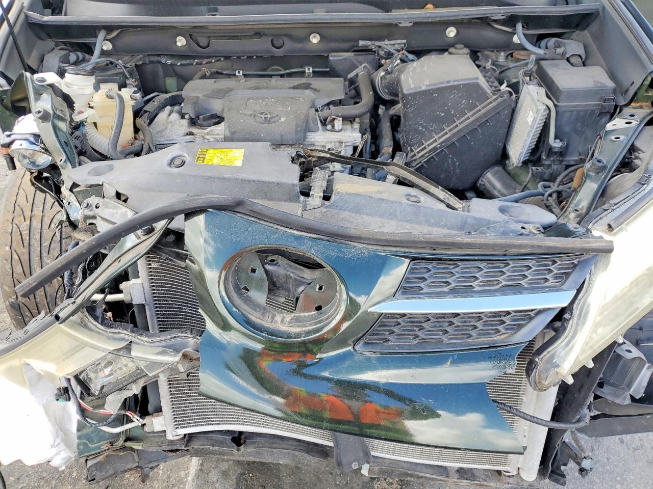 2013 TOYOTA RAV4 LE photo 12