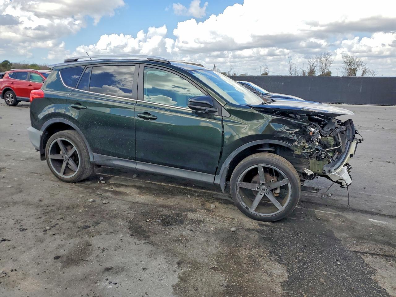 2013 TOYOTA RAV4 LE photo 4
