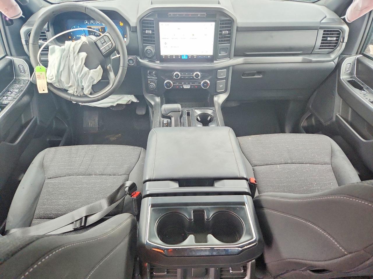 2024 FORD F150 XLT photo 8