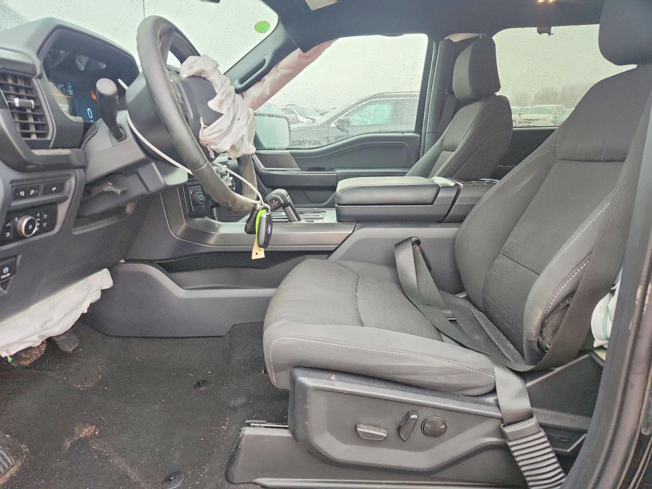 2024 FORD F150 XLT photo 7