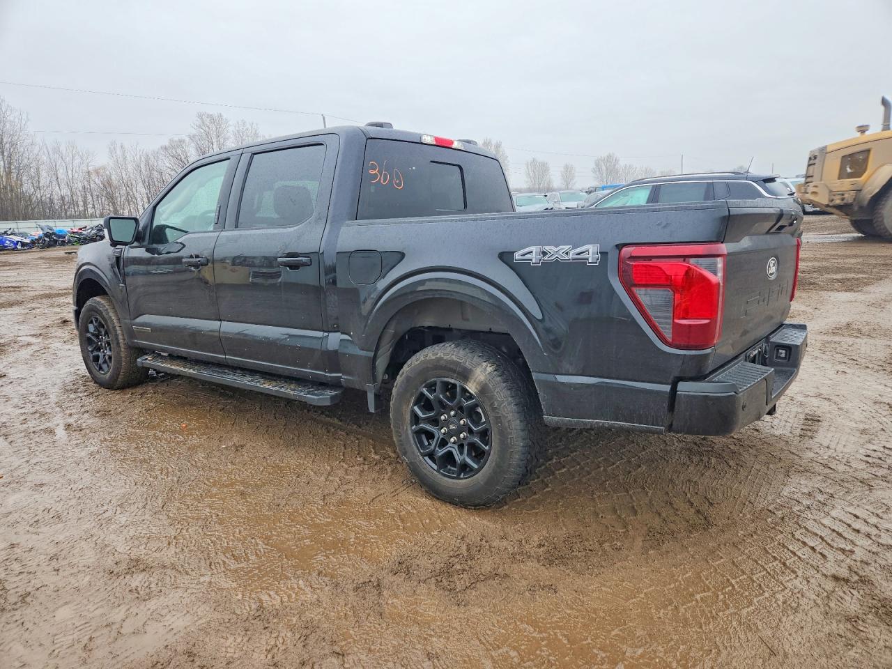 2024 FORD F150 XLT photo 2