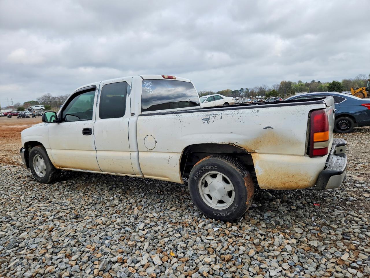 2001 GMC NEW SIERRA C1500 photo 2