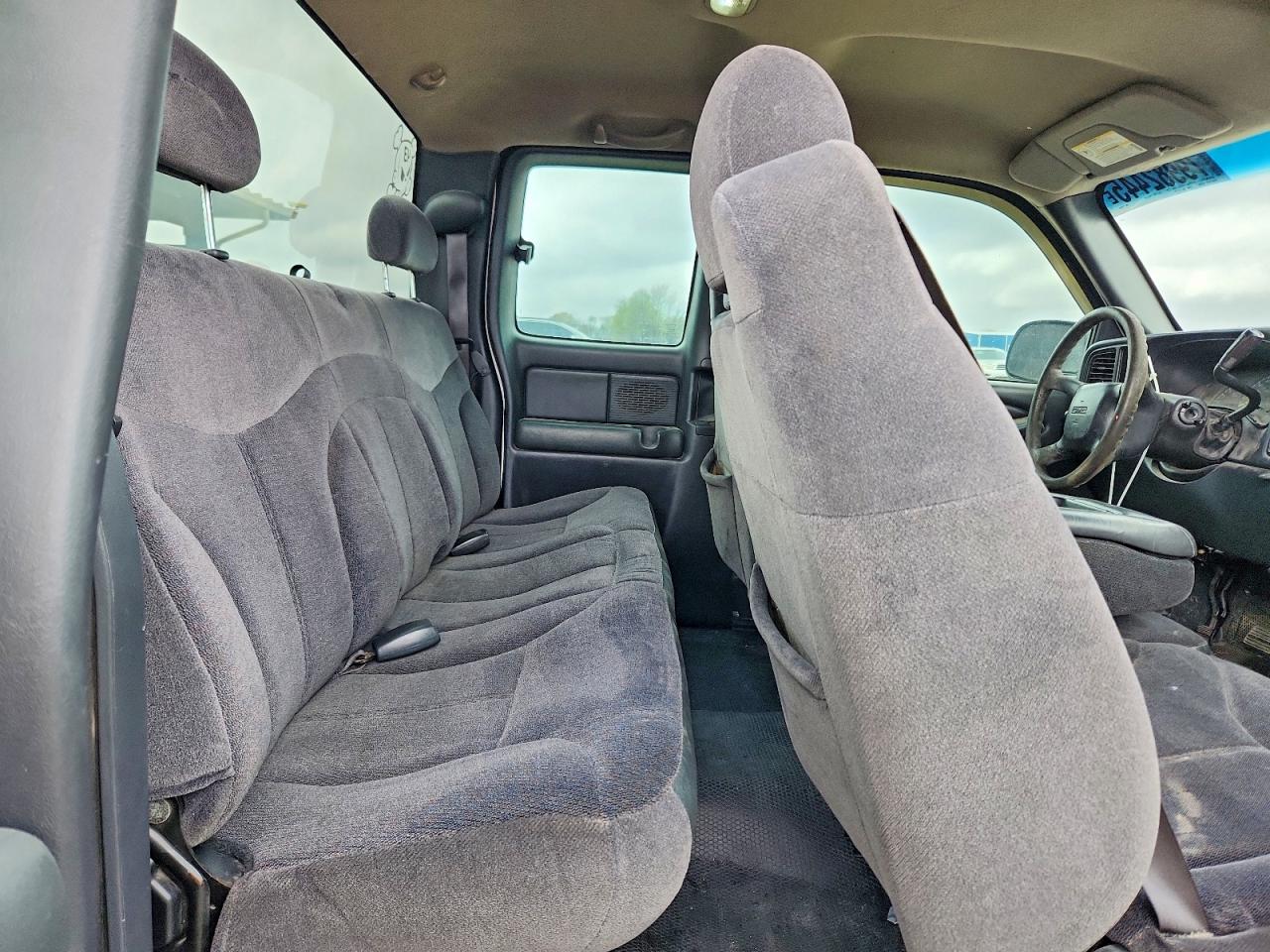 2001 GMC NEW SIERRA C1500 photo 10