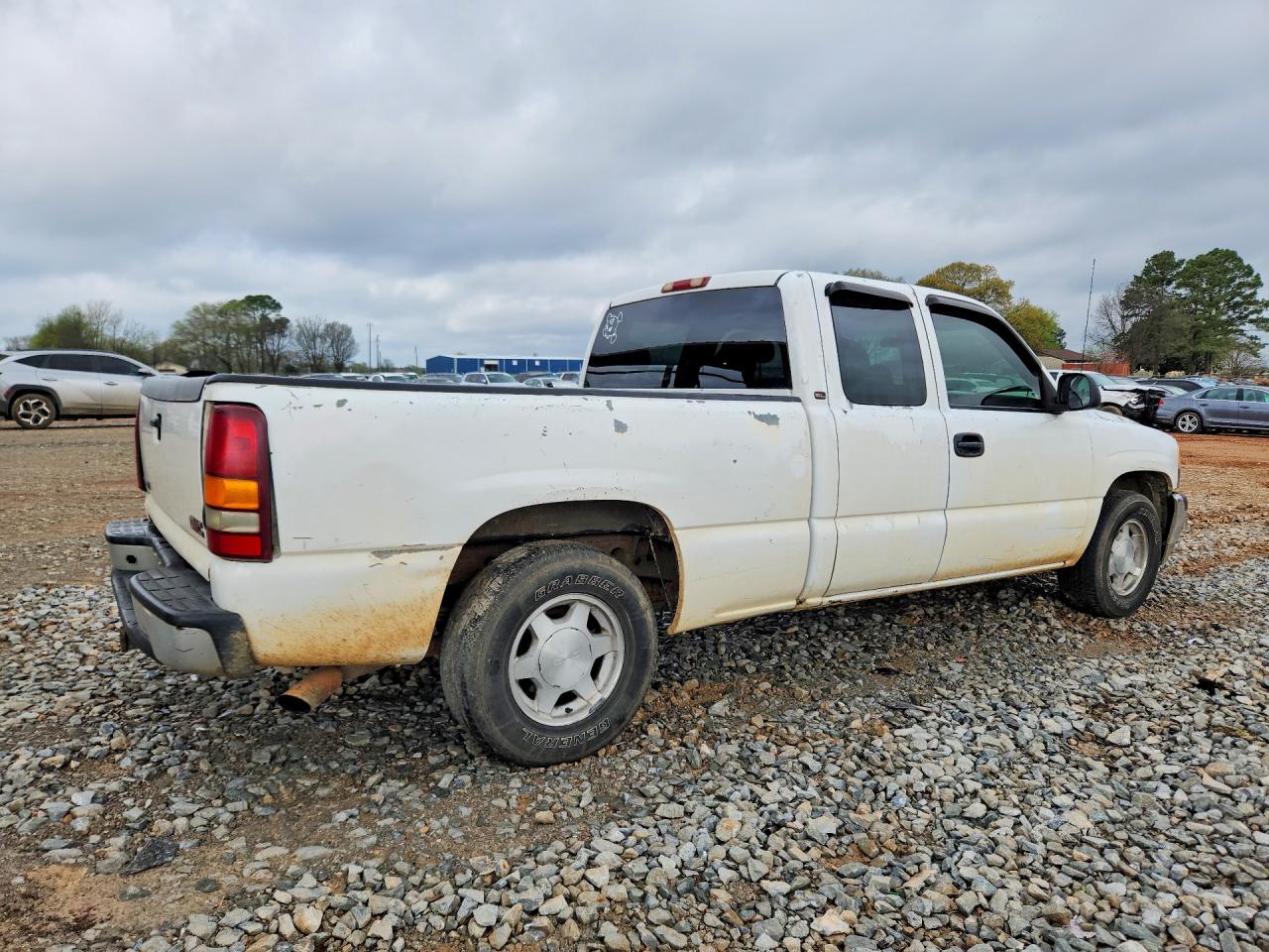 2001 GMC NEW SIERRA C1500 photo 3