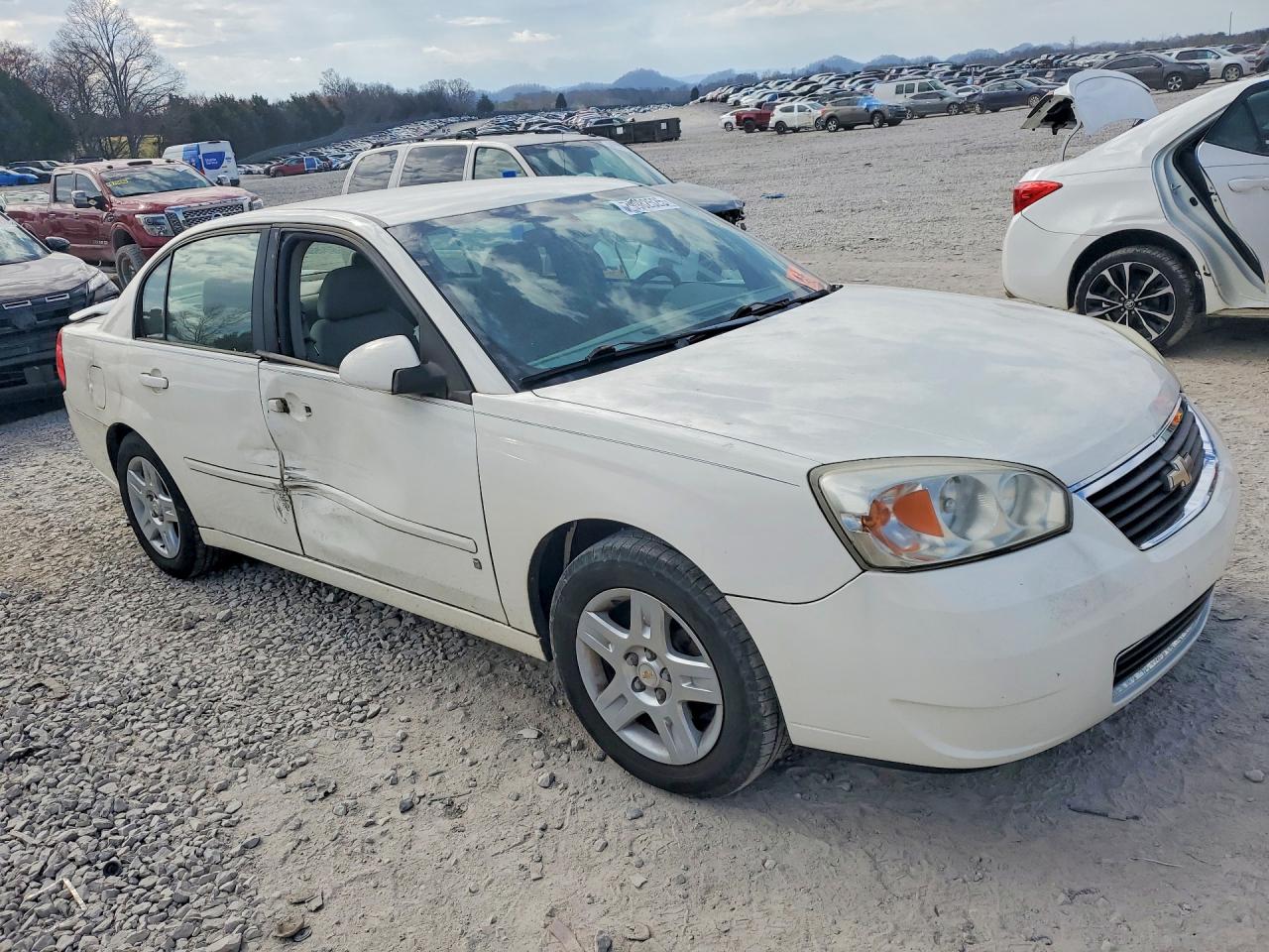 2007 CHEVROLET MALIBU LT photo 4