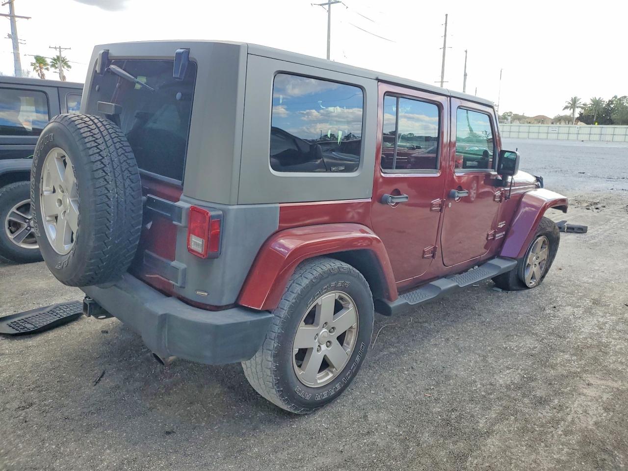 2007 JEEP WRANGLER SAHARA photo 7