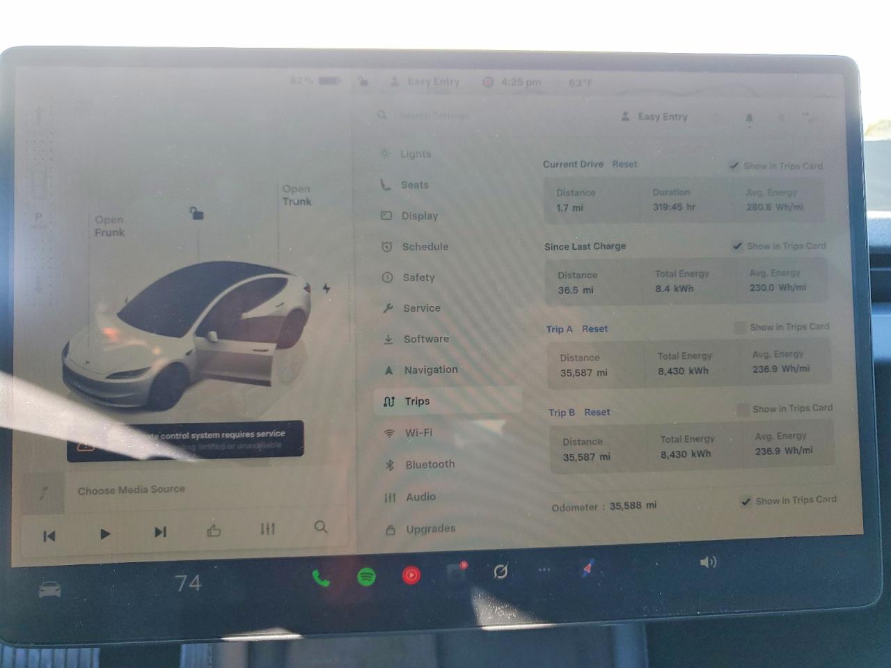 2024 TESLA MODEL 3 photo 9