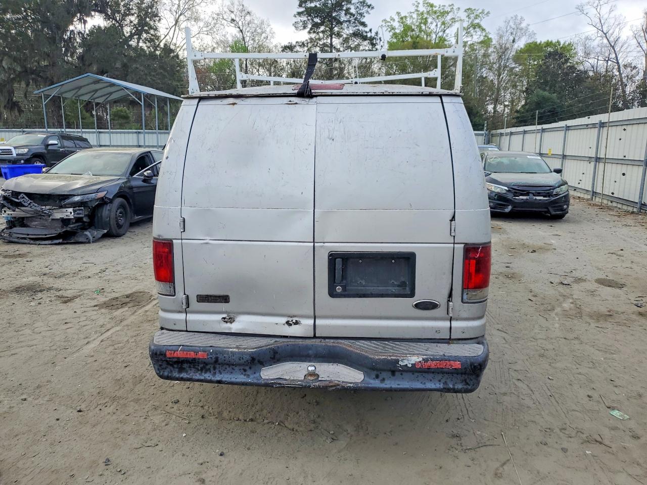 2003 FORD ECONOLINE photo 6
