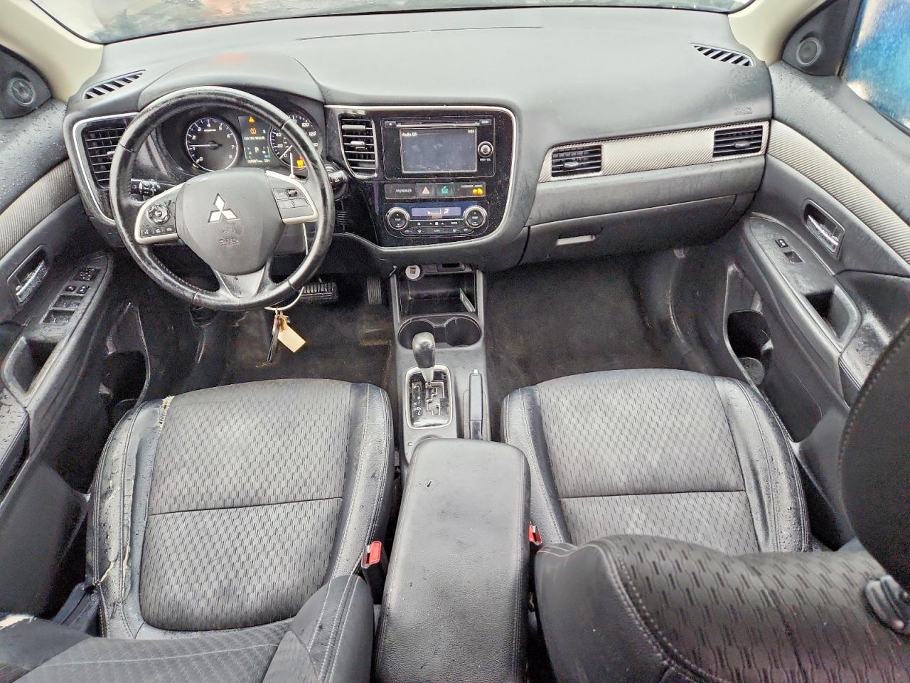 2015 MITSUBISHI OUTLANDER SE photo 15
