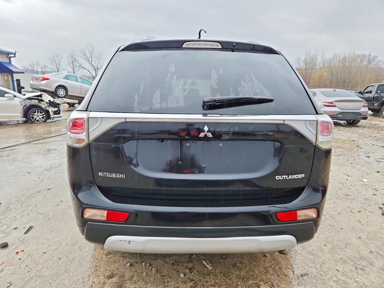 2015 MITSUBISHI OUTLANDER SE photo 11