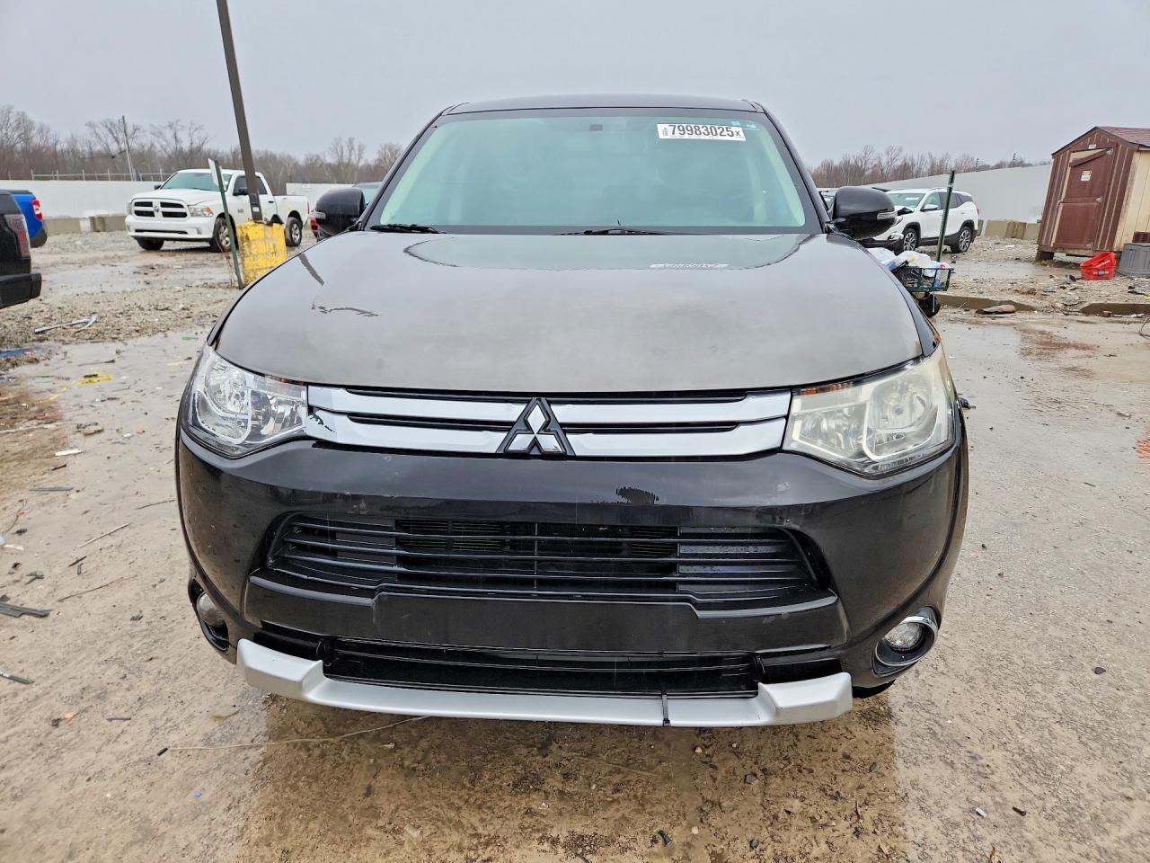 2015 MITSUBISHI OUTLANDER SE photo 9