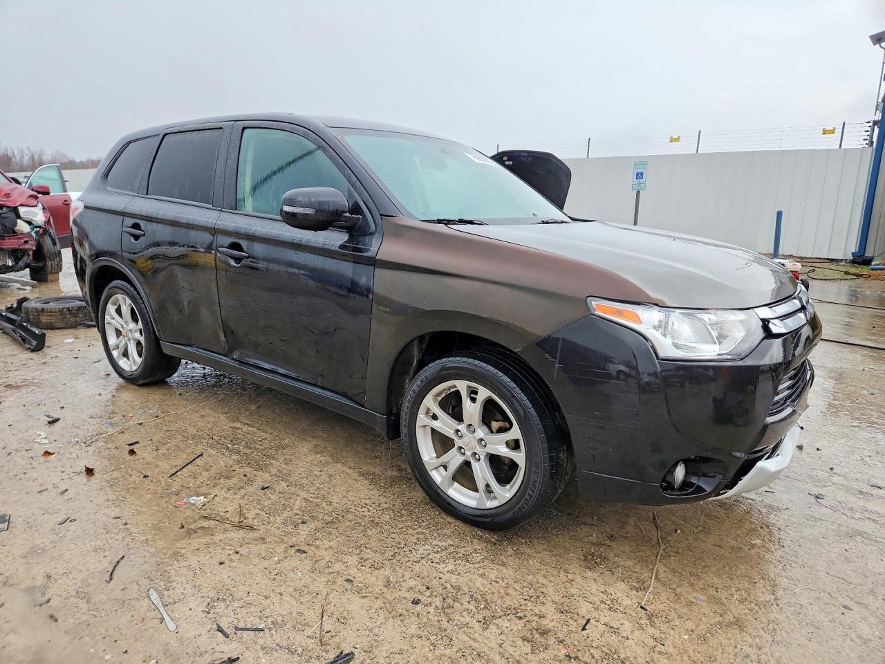 2015 MITSUBISHI OUTLANDER SE photo 7