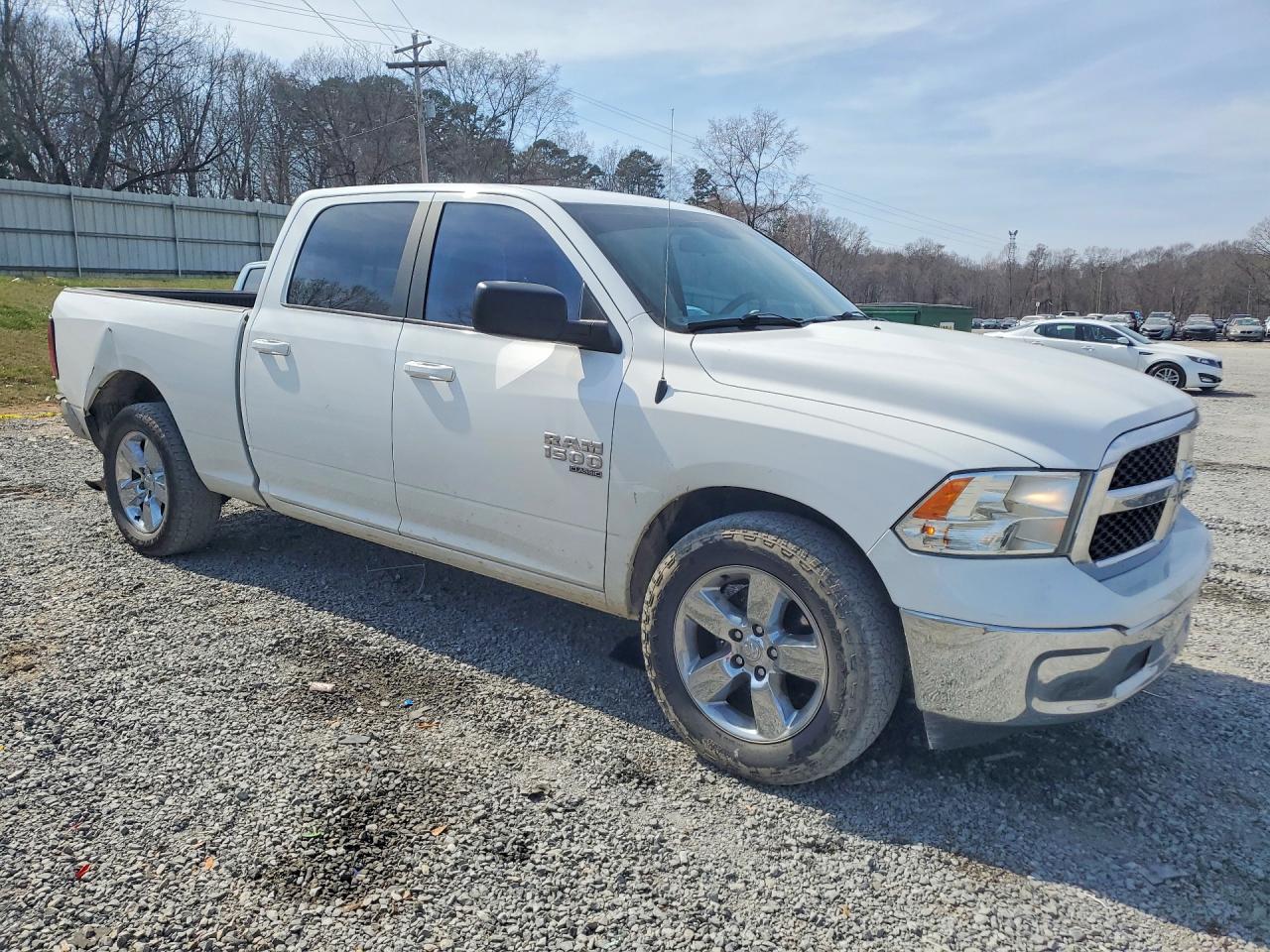 2019 RAM 1500 CLASSIC SLT photo 10