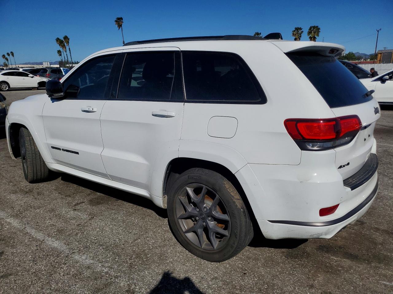 2020 JEEP GRAND CHEROKEE LIMITED photo 2