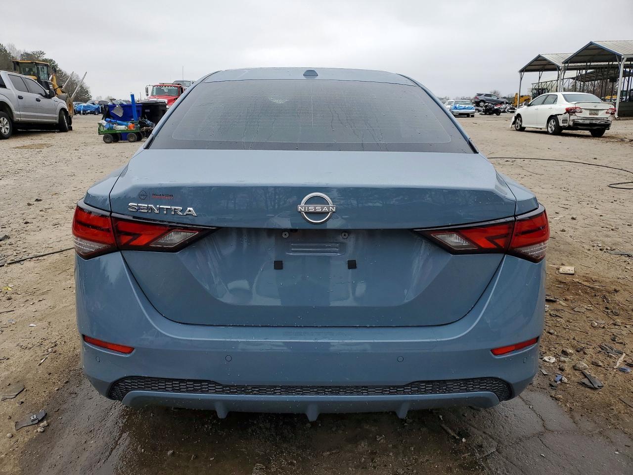2025 NISSAN SENTRA SV photo 11