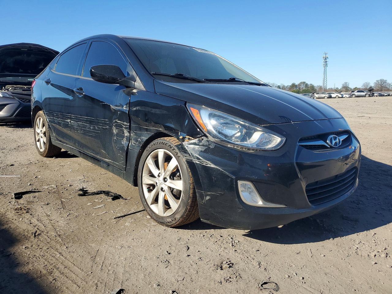 2012 HYUNDAI ACCENT GLS photo 10