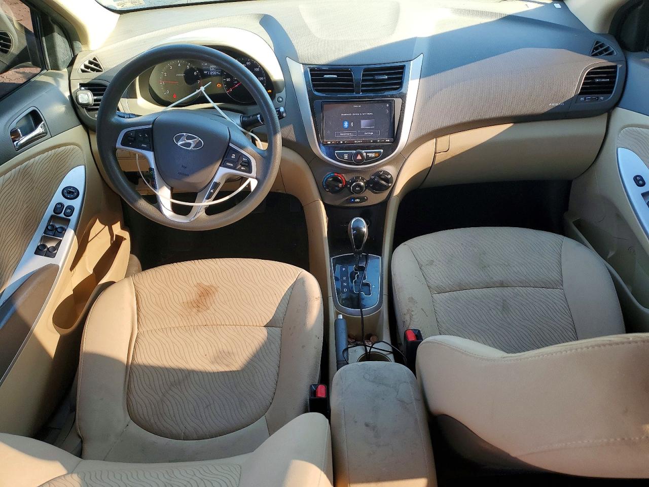 2012 HYUNDAI ACCENT GLS photo 22