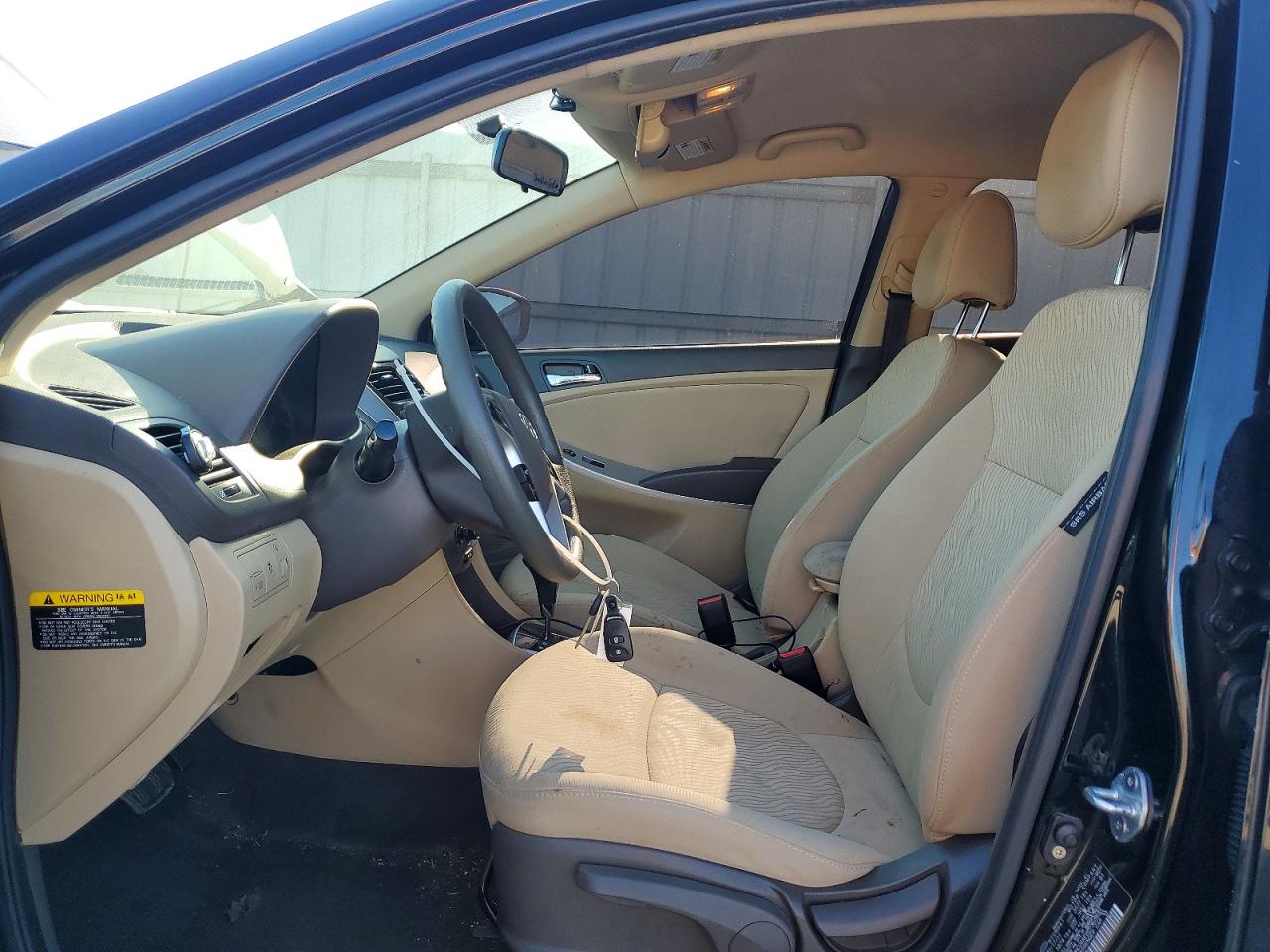 2012 HYUNDAI ACCENT GLS photo 19