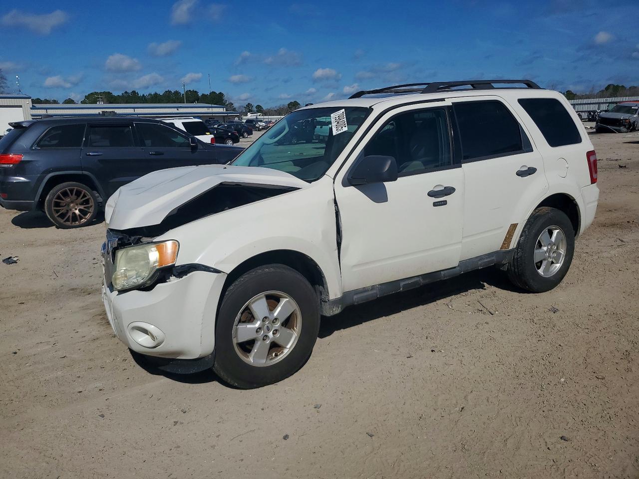 2010 FORD ESCAPE