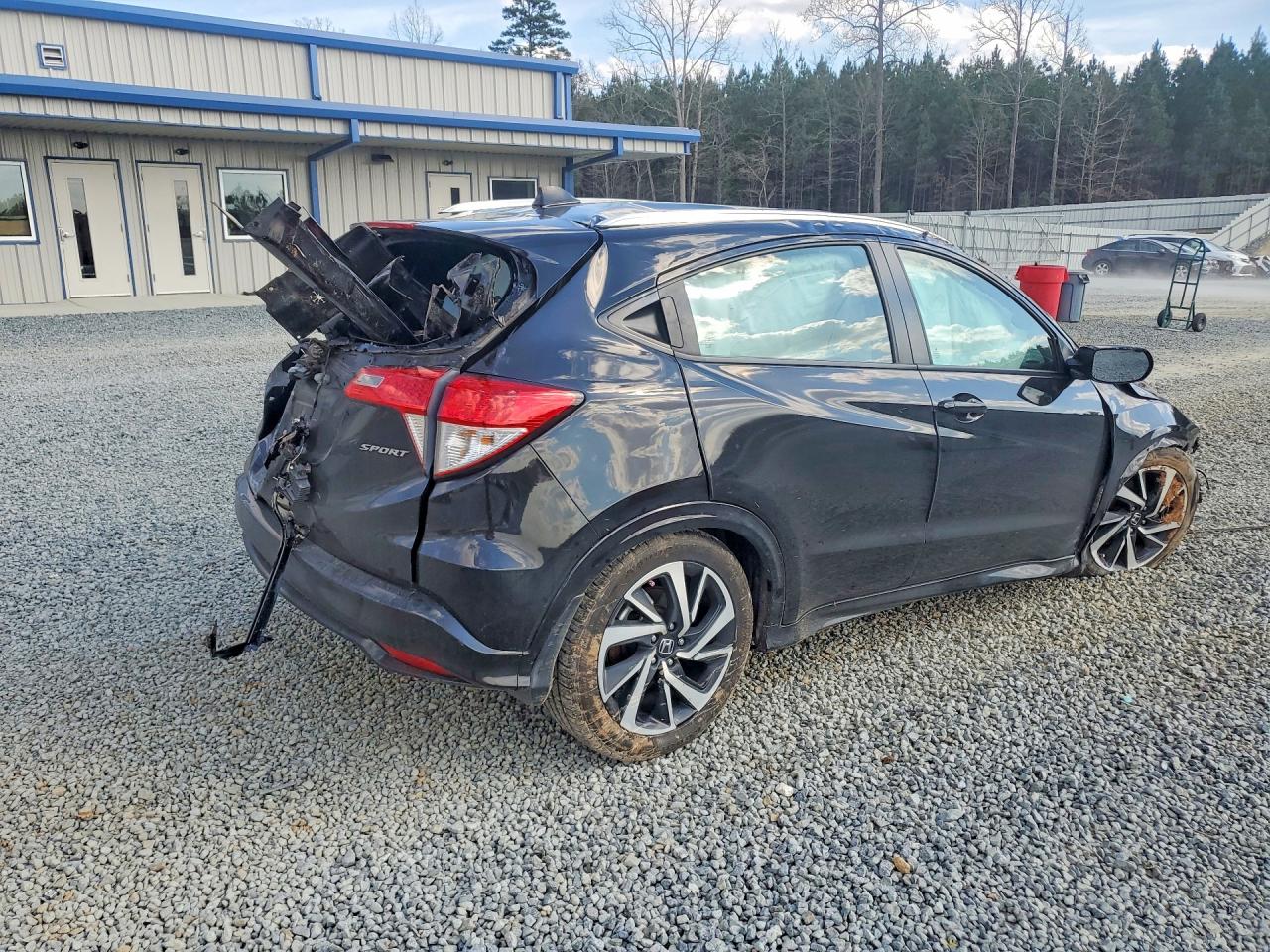 2019 HONDA HR-V SPORT photo 3