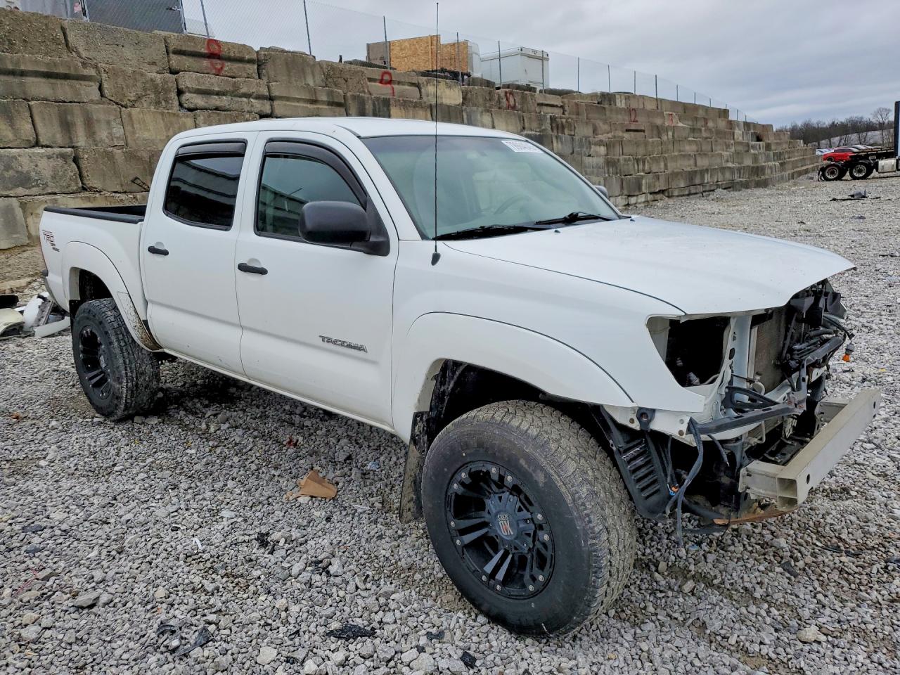 2008 TOYOTA TACOMA V6 photo 4