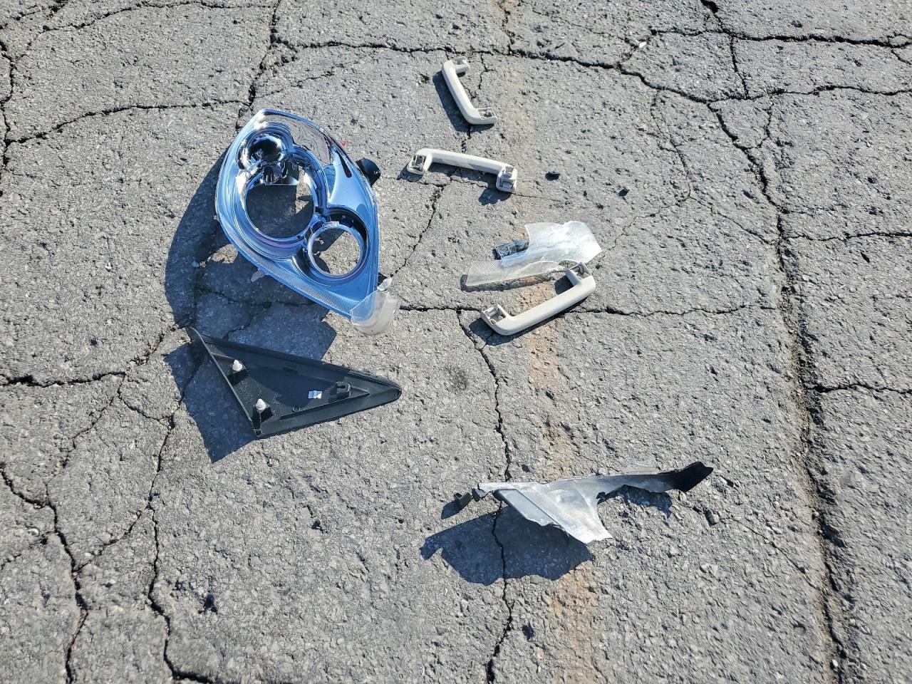 2016 FORD ESCAPE TITANIUM photo 25