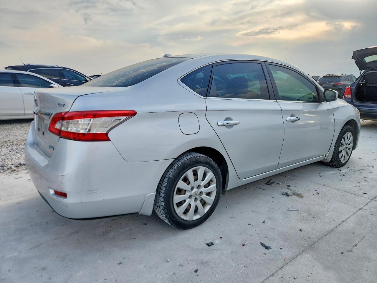 2013 NISSAN SENTRA S photo 3