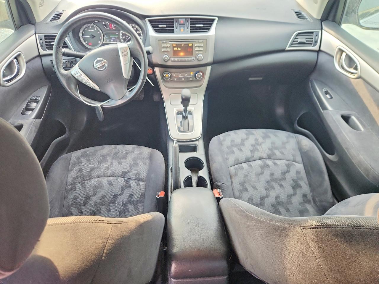 2013 NISSAN SENTRA S photo 8