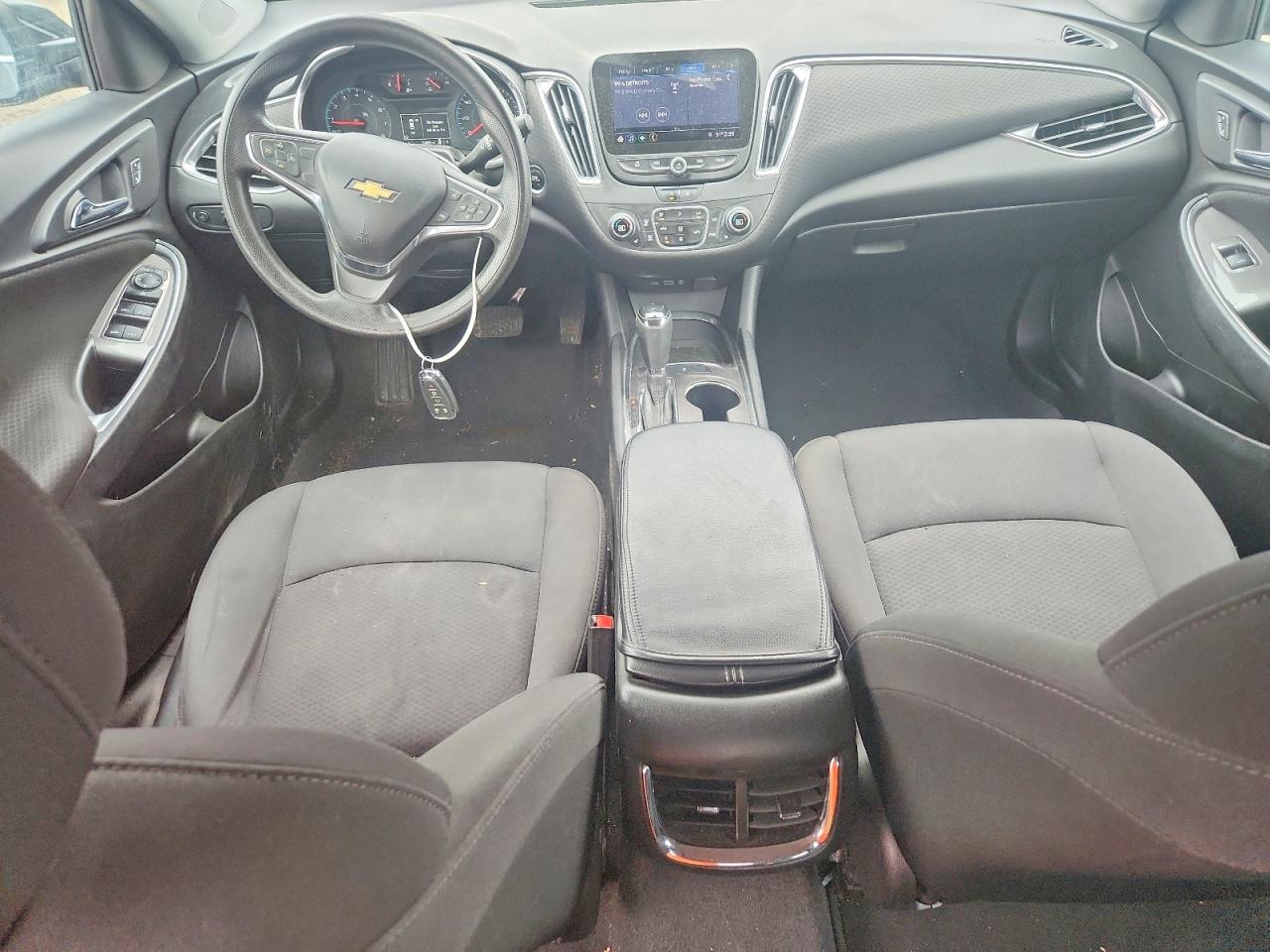 2020 CHEVROLET MALIBU LT photo 8