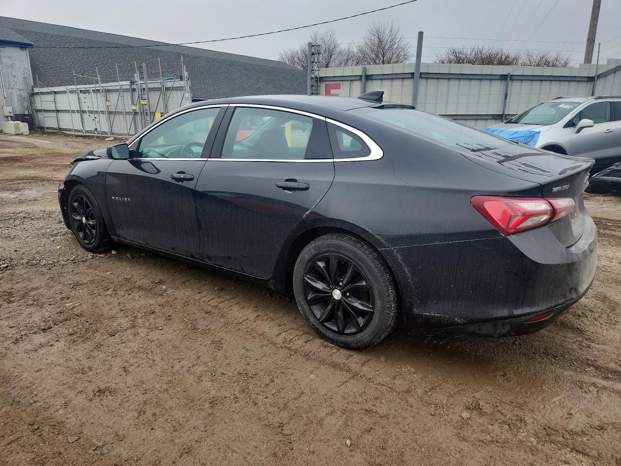 2020 CHEVROLET MALIBU LT photo 2