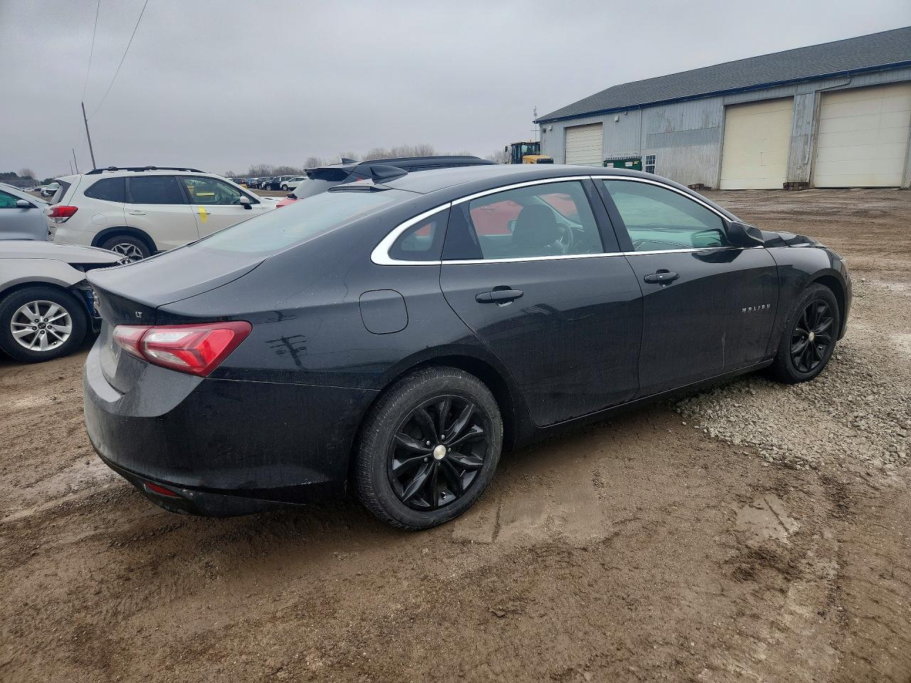 2020 CHEVROLET MALIBU LT photo 3