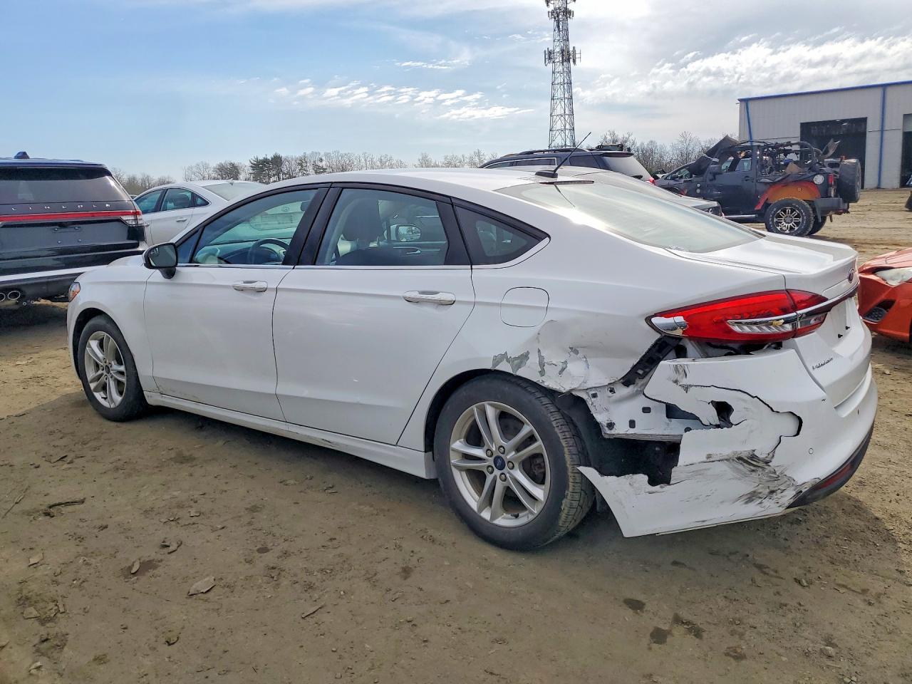 2018 FORD FUSION photo 2