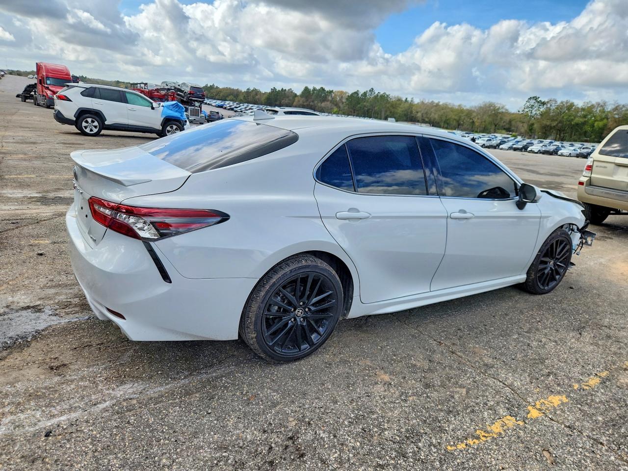 2024 TOYOTA CAMRY XSE photo 7