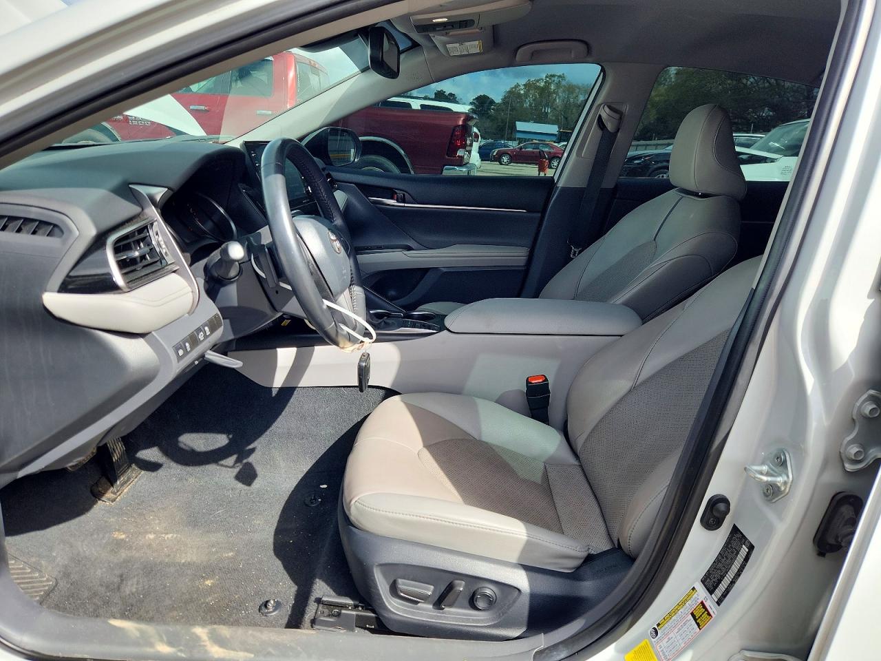 2024 TOYOTA CAMRY XSE photo 19