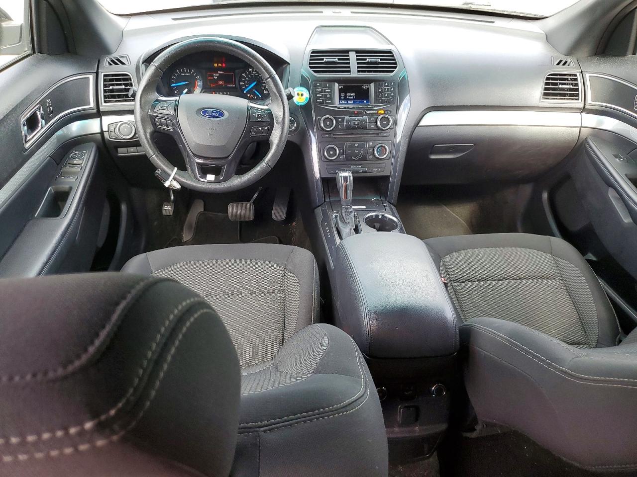2017 FORD EXPLORER XLT photo 15
