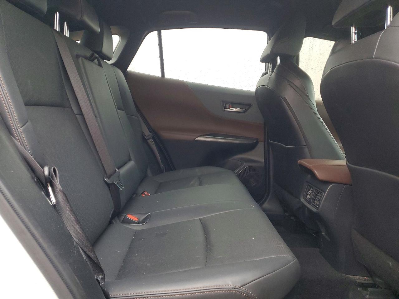 2022 TOYOTA VENZA LIMITED photo 11