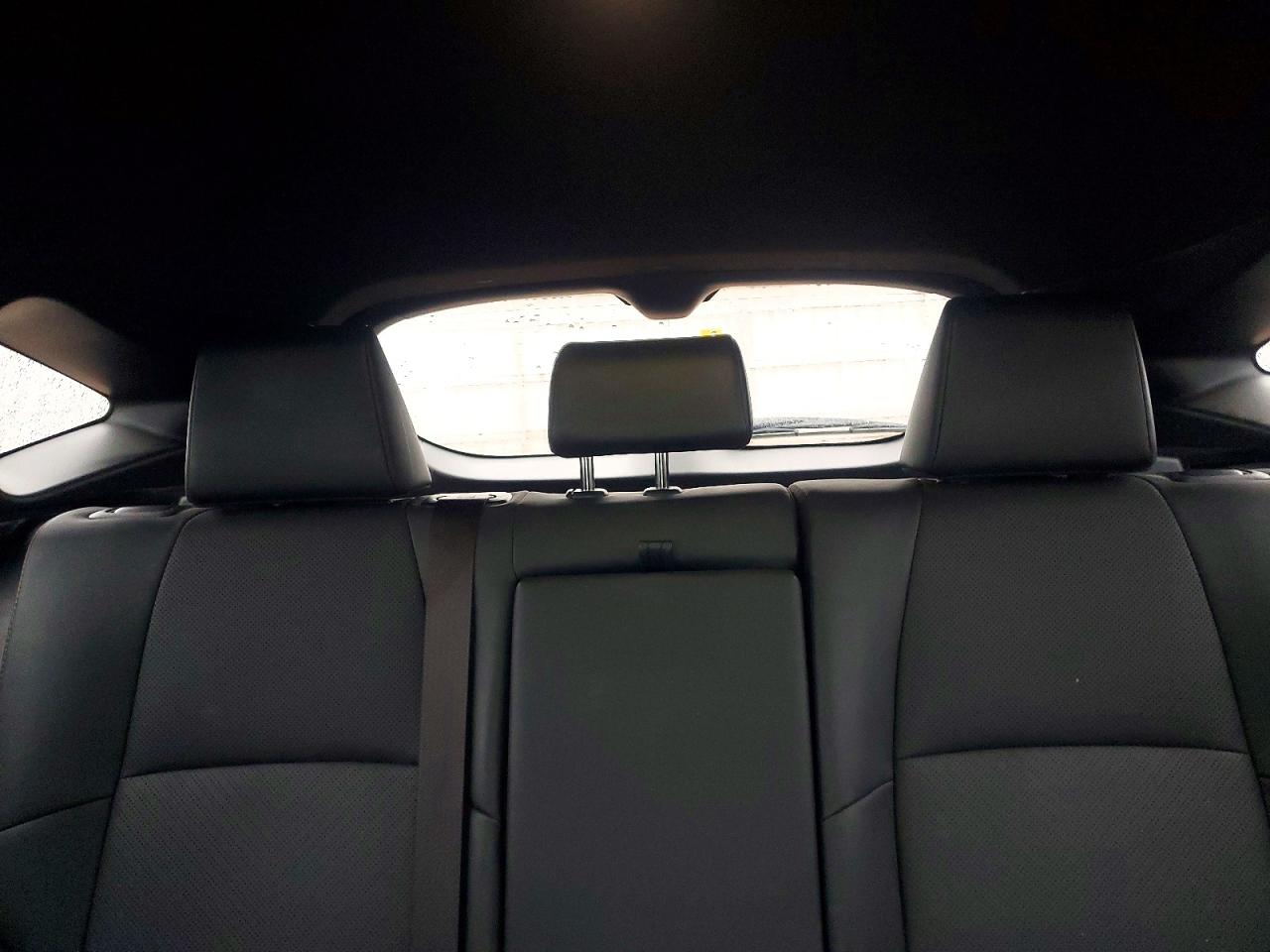 2022 TOYOTA VENZA LIMITED photo 10